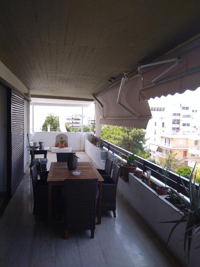 Glyfada Seabreeze Apartment Atenas Exterior foto